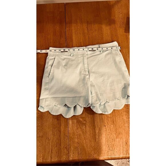 J. Mclaughlin Blue Scalloped Shorts Womens Size  4 - Picture 3 of 10